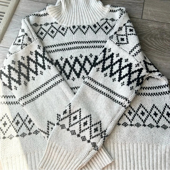 JOlE Turtle Neck Fair Isle Sweater - Picture 9 of 16